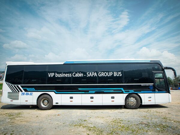 sapa-group-bus-from-hanoi-to-sapa