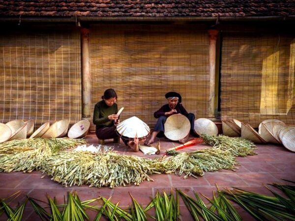 Chuong Conical Hat Village - Quang Phu Cau Incense Village