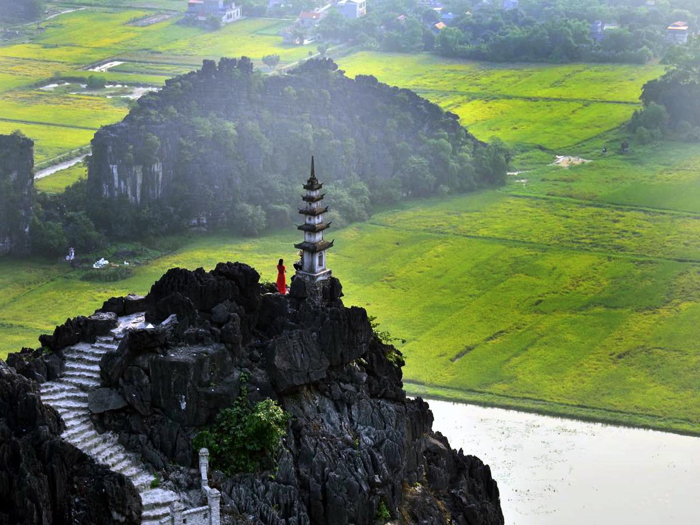 Ninh Binh Tour - Trang An - Mua Cave