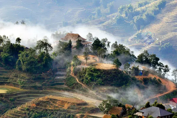 The closest airport to sapa vietnam