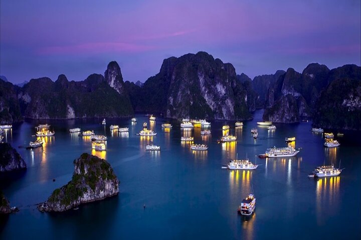 Halong Bay Overnight Cruise