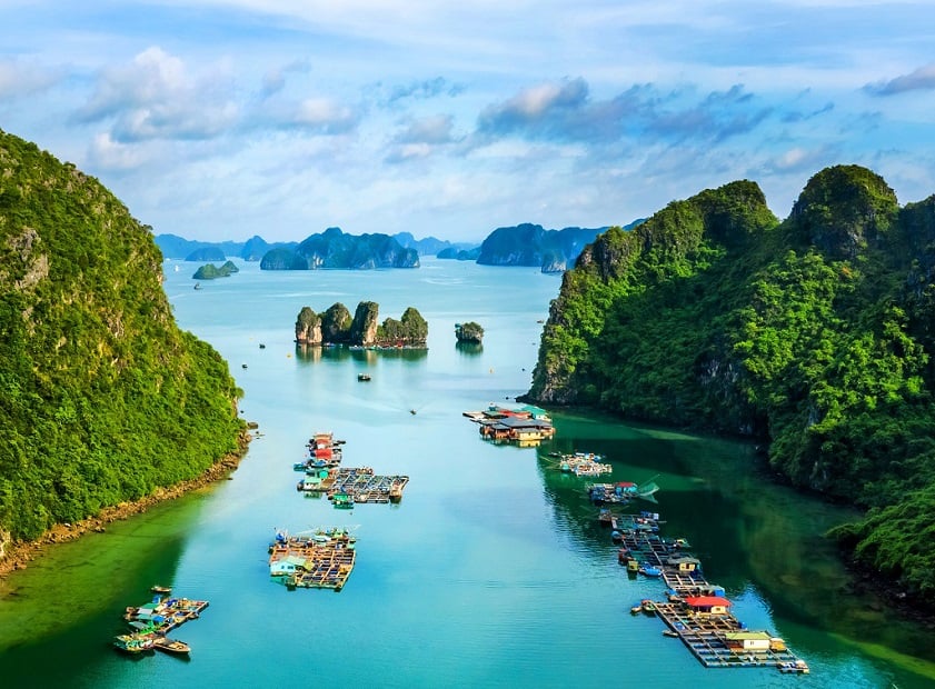 The memories forged during a Ha Long Bay 2-day cruise