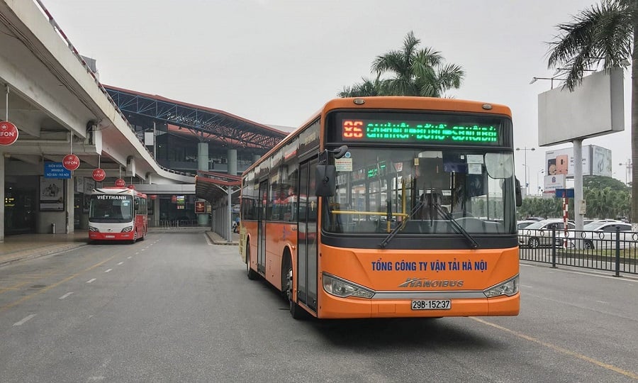 Hanoi Airport to Old Quarter routes are also serviced by comfortable and modern buses