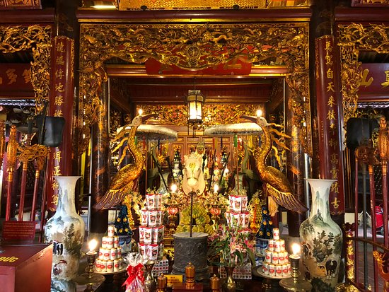 he legend of the white horse associated with Bach Ma Temple is one of the most famous in Vietnam